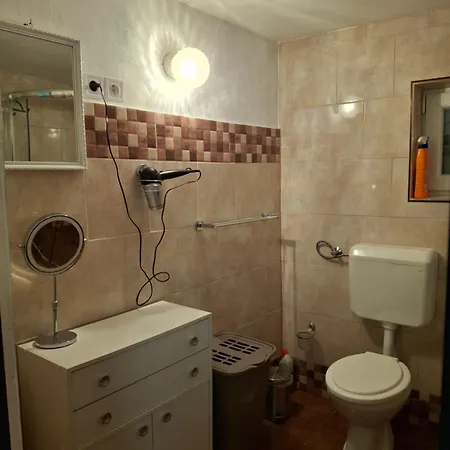 Sunshine Apartment *